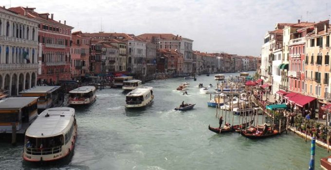 【義大利旅遊】Lodi洛迪: Fidenza Village Outlet特賣場購物, 威爾第故鄉