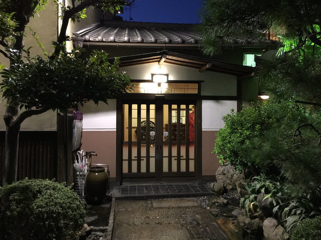 【名古屋美食】名古屋4大人氣美食大比拼 手羽先+鰻魚飯三食+味噌豬排+... 名古屋美食