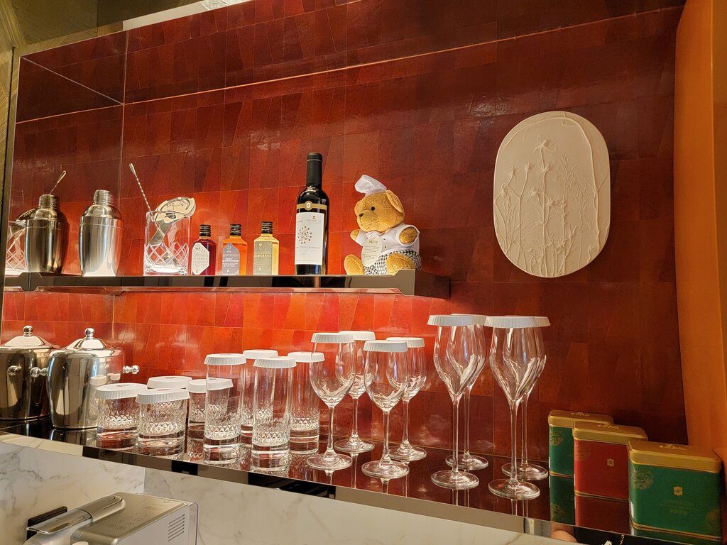 【港島香格里拉大酒店Staycation】全新裝修城景套房時尚精緻 海鮮美饌自助晚餐風味無窮 港島香格里拉大酒店