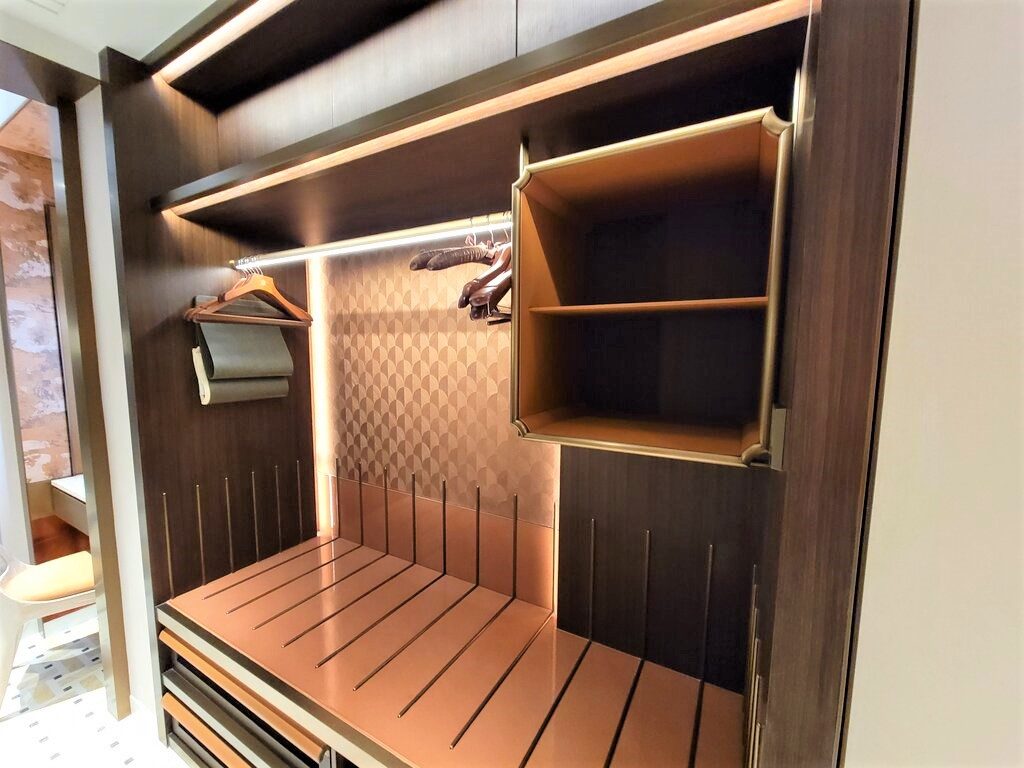 【港島香格里拉大酒店Staycation】全新裝修城景套房時尚精緻 海鮮美饌自助晚餐風味無窮 港島香格里拉大酒店
