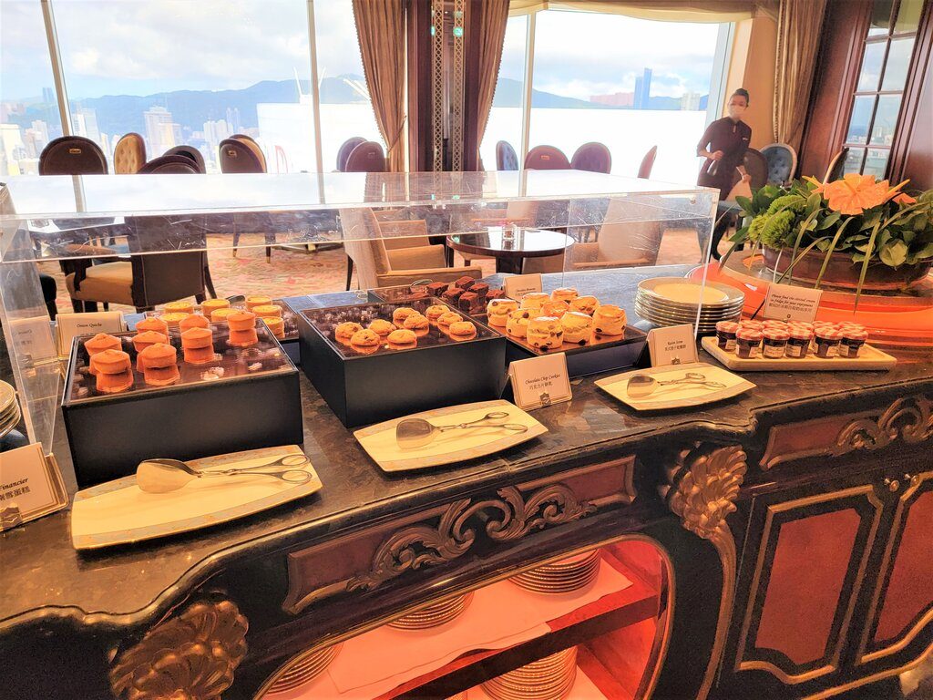 【港島香格里拉大酒店Staycation】全新裝修城景套房時尚精緻 海鮮美饌自助晚餐風味無窮 港島香格里拉大酒店