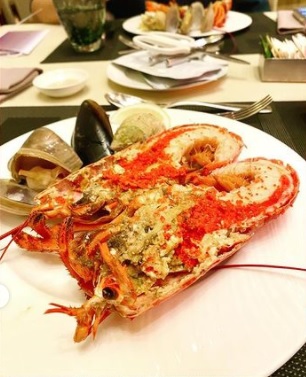 【香港酒店Staycation體驗大召集】星級酒店首選!人均$2XXX即可入住香港港麗酒店 睇盡維港醉人景致再加包午、晚兩餐 香港港麗酒店