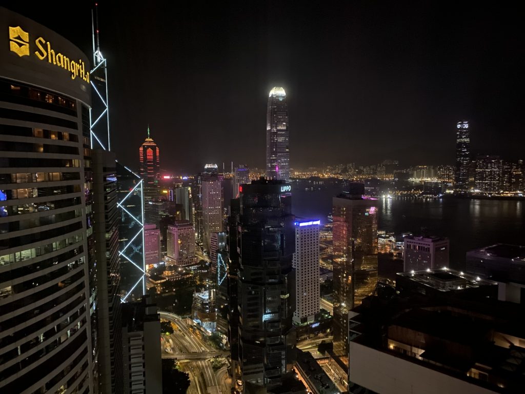 【香港酒店Staycation體驗大召集】星級酒店首選!人均$2XXX即可入住香港港麗酒店 睇盡維港醉人景致再加包午、晚兩餐 香港港麗酒店