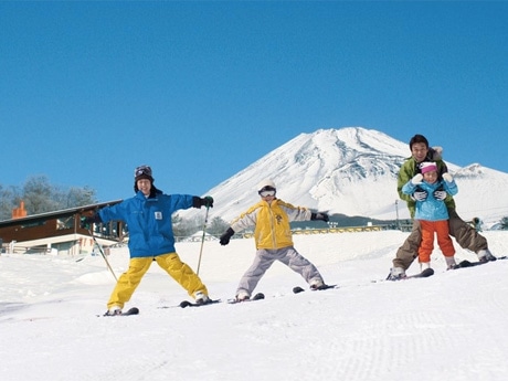 東京滑雪場攻略2024 | 富士山二合目Snowtown Yeti滑雪場