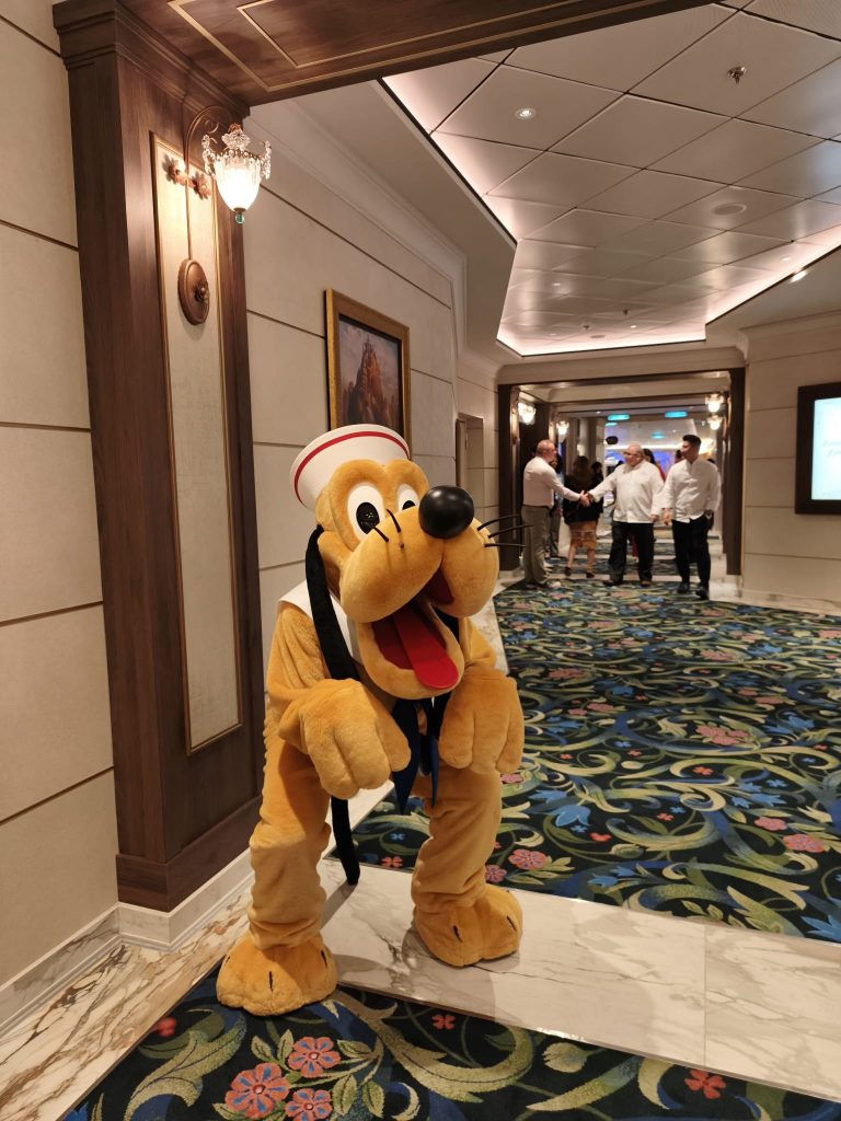 第一身直擊 |小編帶你登上迪士尼探險號 開啟4日3夜的奇妙旅程